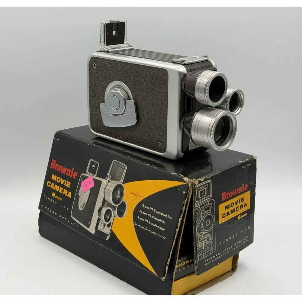 Vintage Collector's Item Kodak Brownie Turret 3 Lens f/1.9 8mm Movie Camera CIB